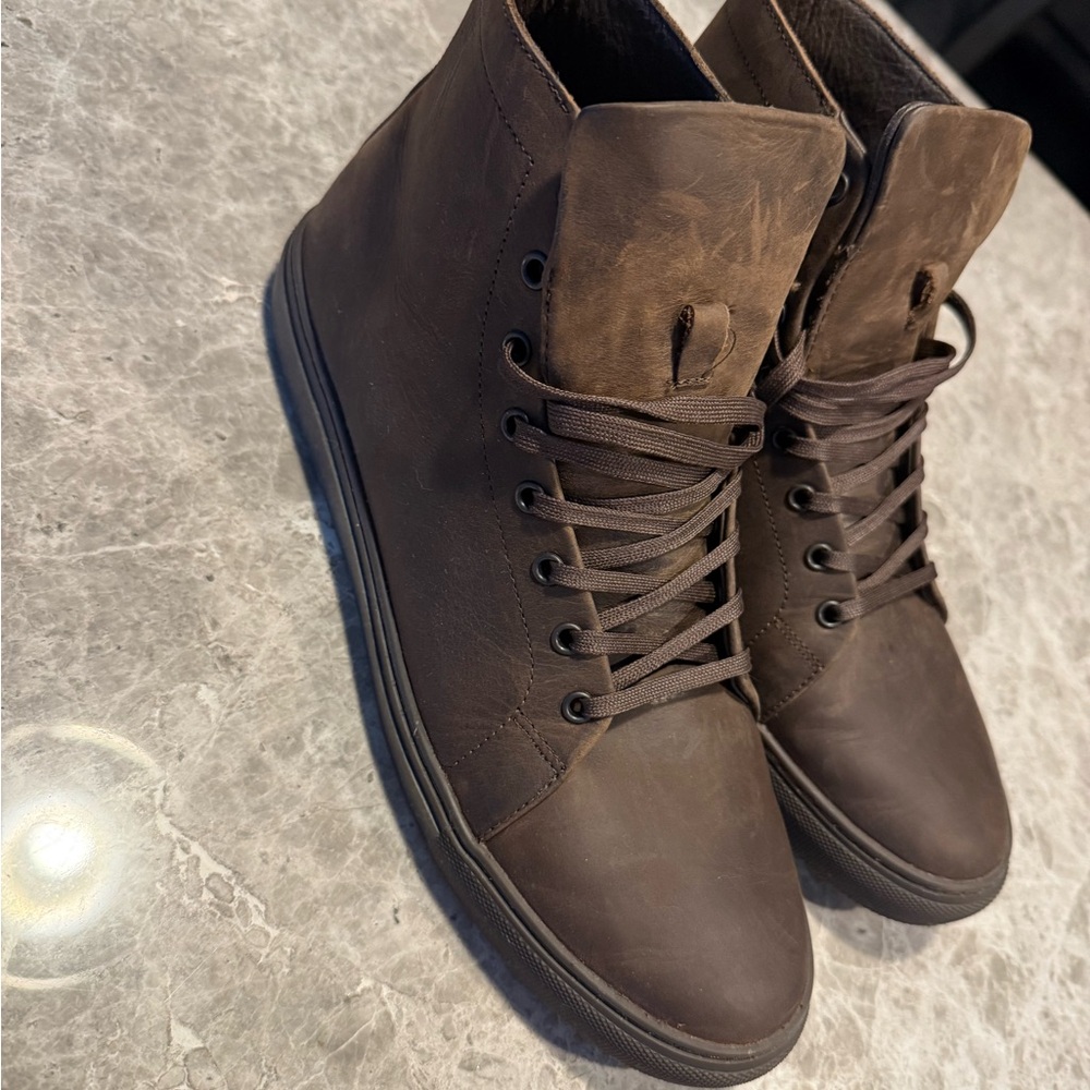 Men's Brown High-Top Sneakers